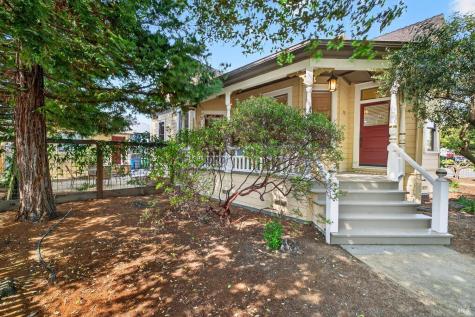 531-531 1/2 E Washington Street Petaluma CA 94952