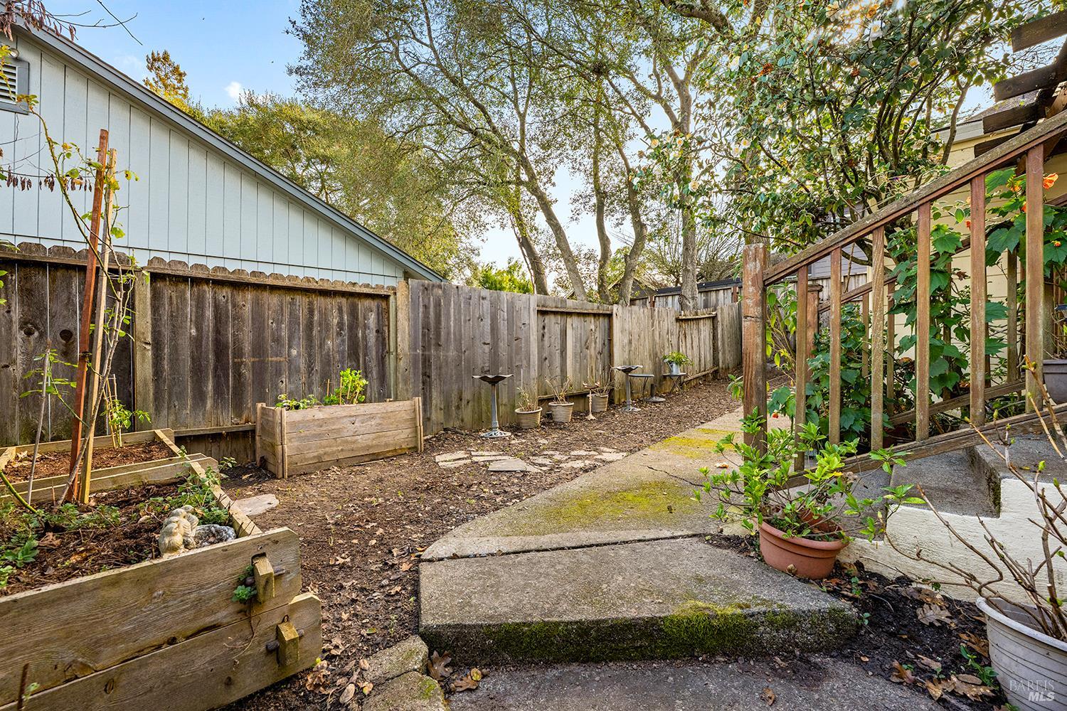 375 Florence Avenue Sebastopol CA 95472