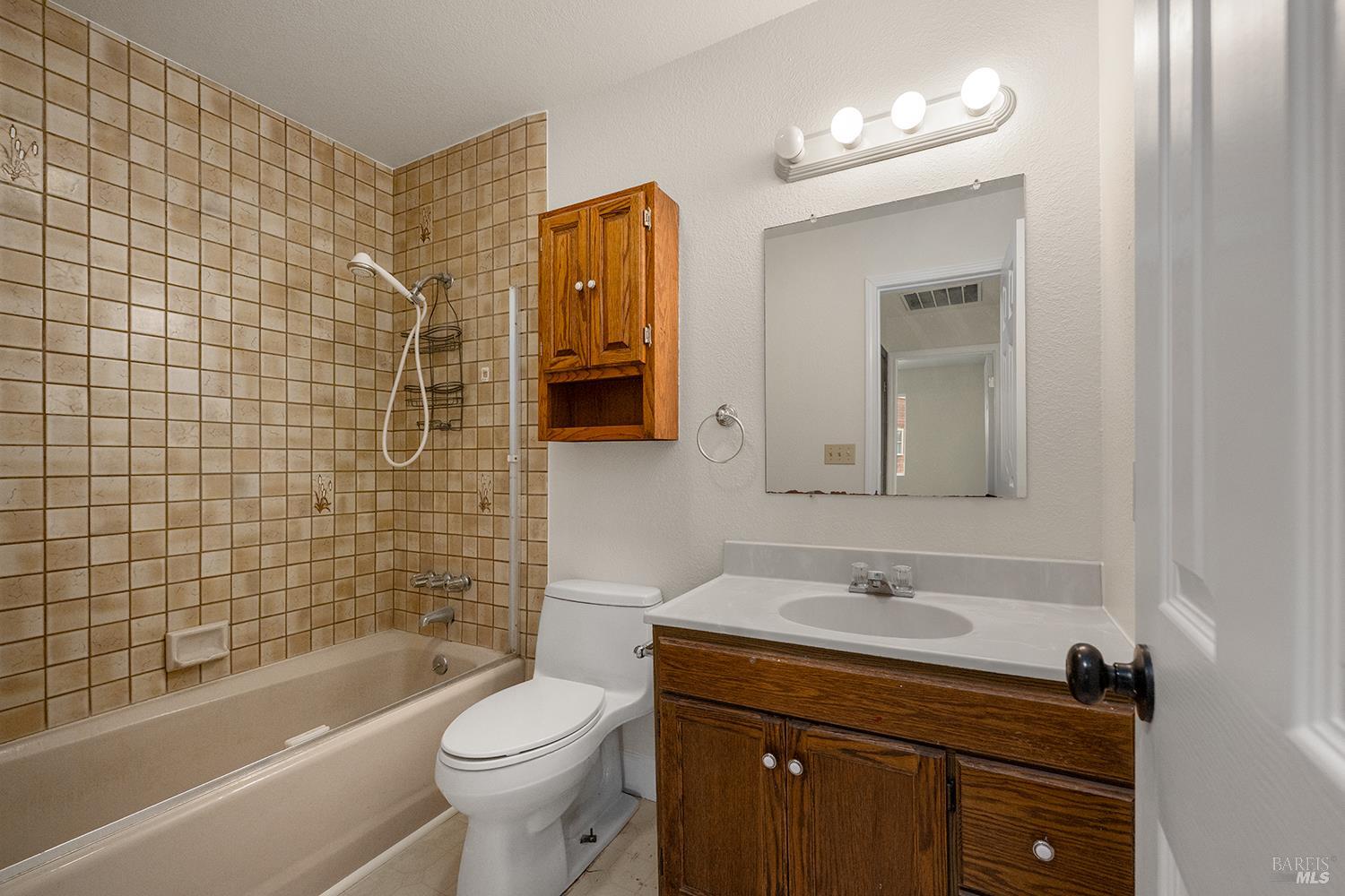 375 Florence Avenue Sebastopol CA 95472
