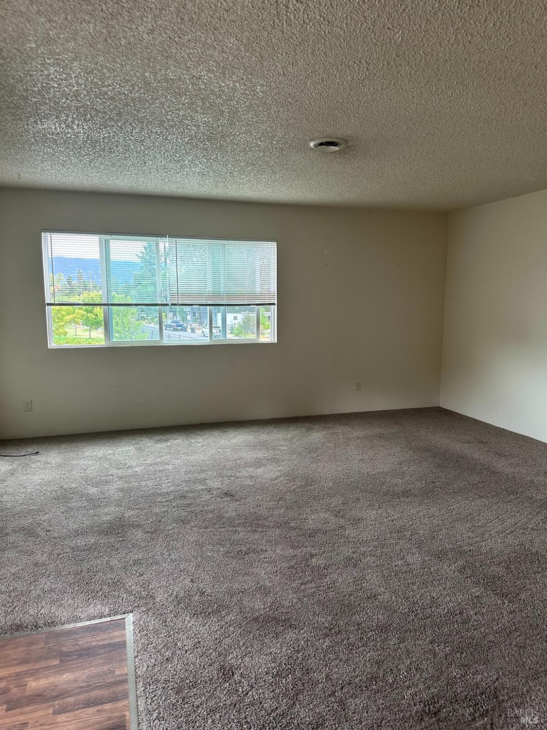 2100 S Dora Street Ukiah CA 95482