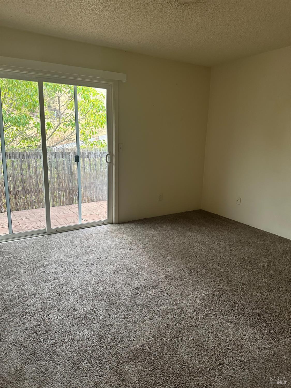 2100 S Dora Street Ukiah CA 95482