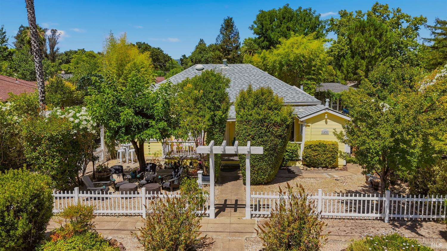 1435 2nd Street Calistoga CA 94515