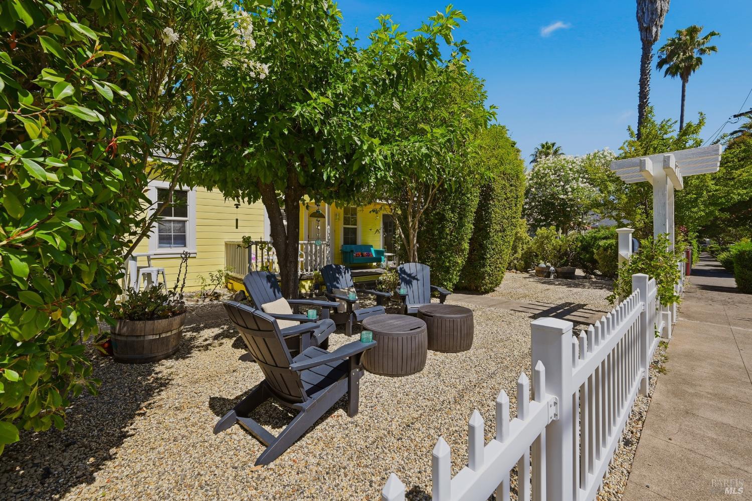 1435 2nd Street Calistoga CA 94515
