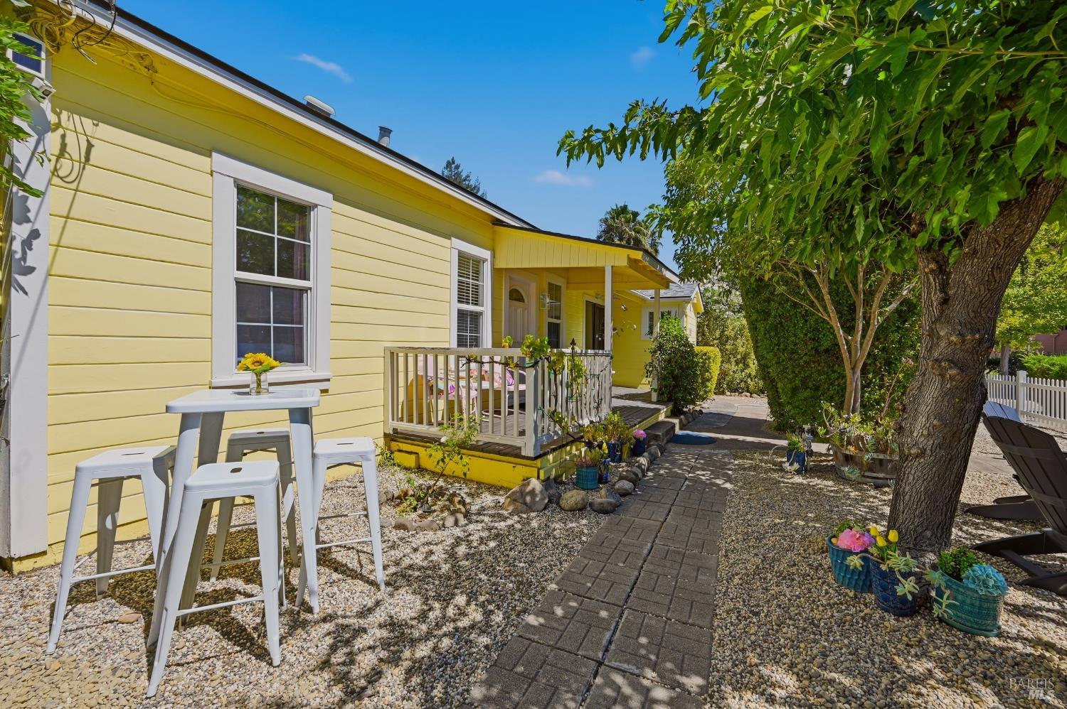 1435 2nd Street Calistoga CA 94515