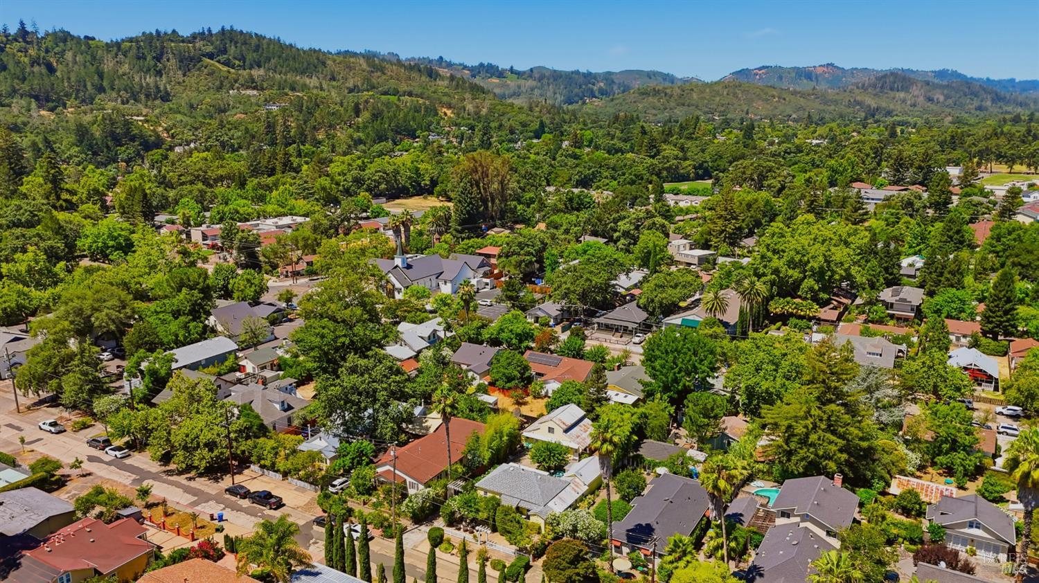 1435 2nd Street Calistoga CA 94515