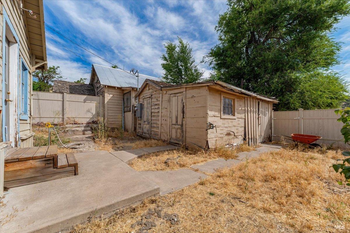303-307 N Ash Street Adin CA 96006