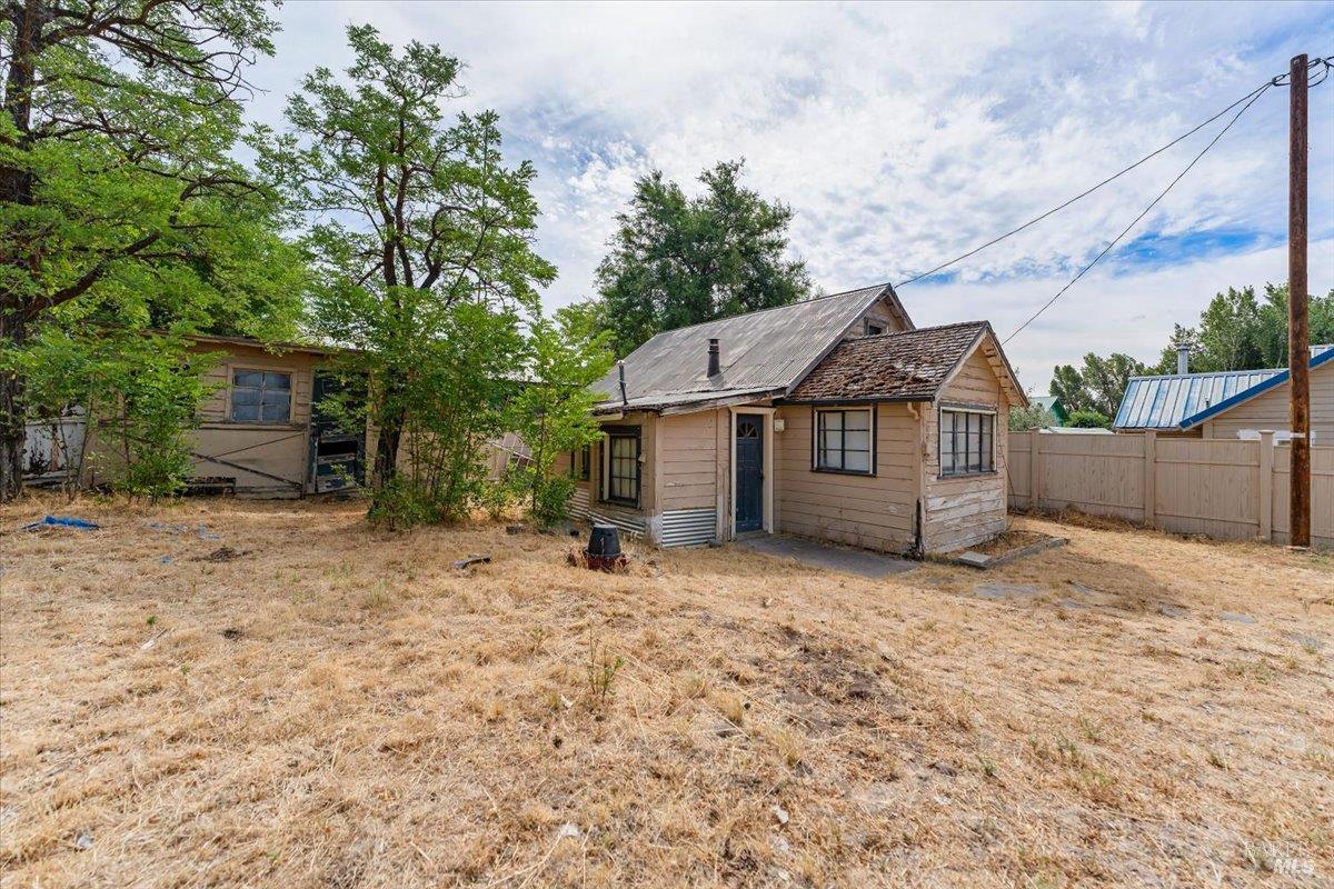 303-307 N Ash Street Adin CA 96006