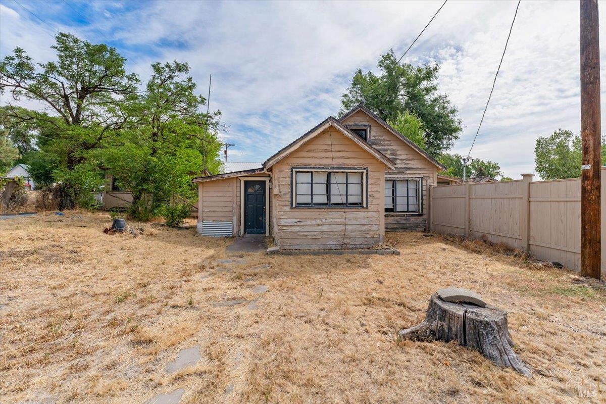 303-307 N Ash Street Adin CA 96006