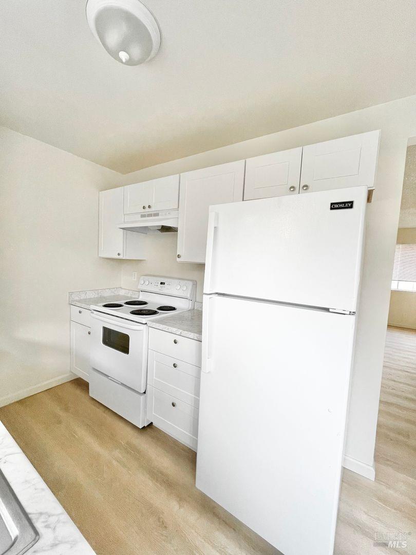 1112 Orchard Street Santa Rosa CA 95404