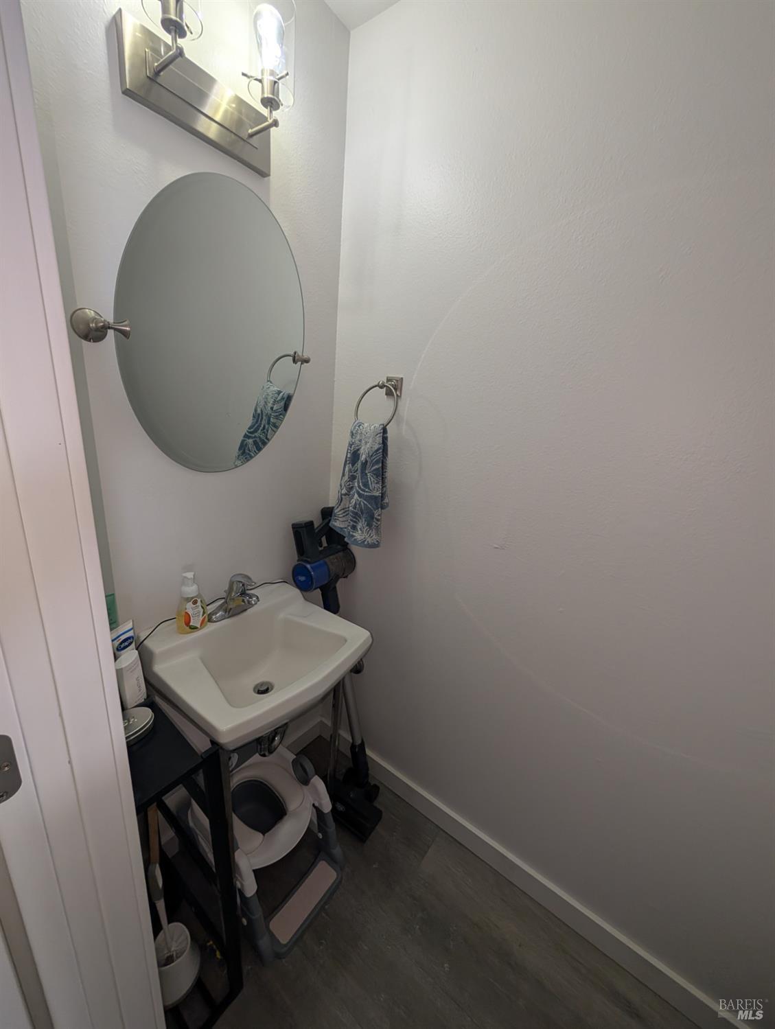 1112 Orchard Street Santa Rosa CA 95404