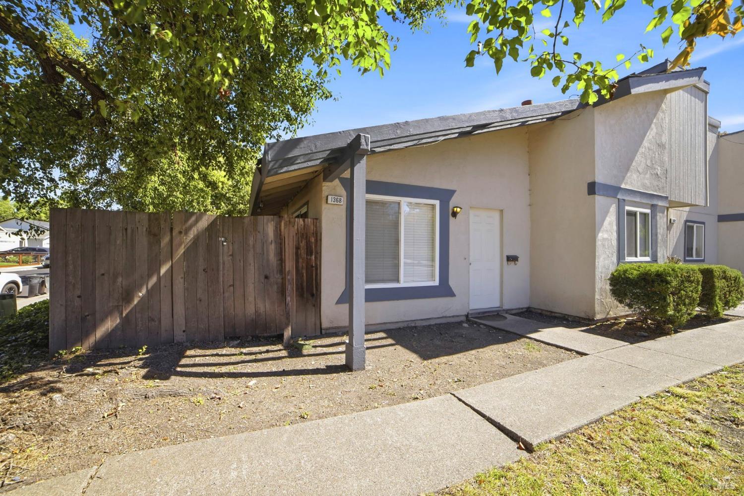 1368 Southwest Boulevard Rohnert Park CA 94928