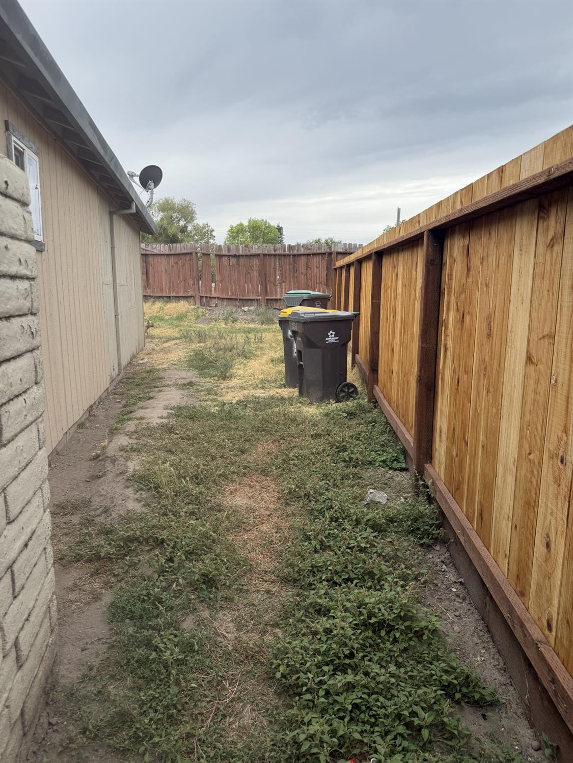 9231-9235 Darby Court Stockton CA 95209