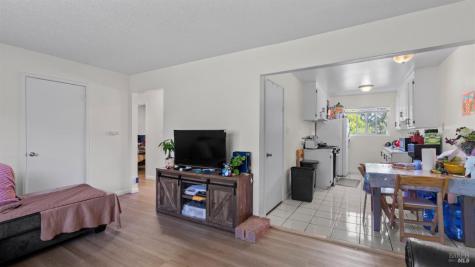 980 Sunset Avenue Santa Rosa CA 95407