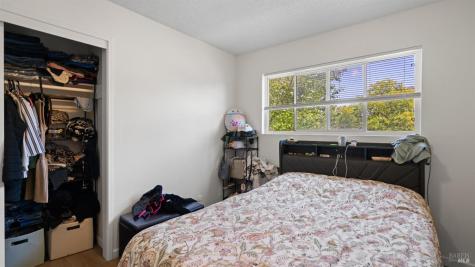 980 Sunset Avenue Santa Rosa CA 95407