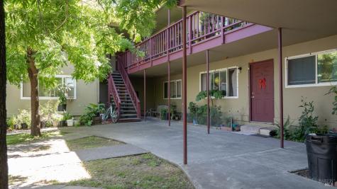 980 Sunset Avenue Santa Rosa CA 95407