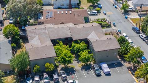 980 Sunset Avenue Santa Rosa CA 95407