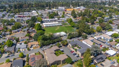 980 Sunset Avenue Santa Rosa CA 95407