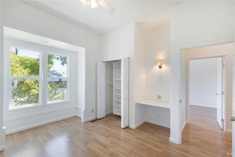 411 Walten Way Windsor CA 95492