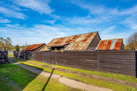 985 Gumview Road Windsor CA 95492