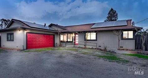 985 Gumview Road Windsor CA 95492