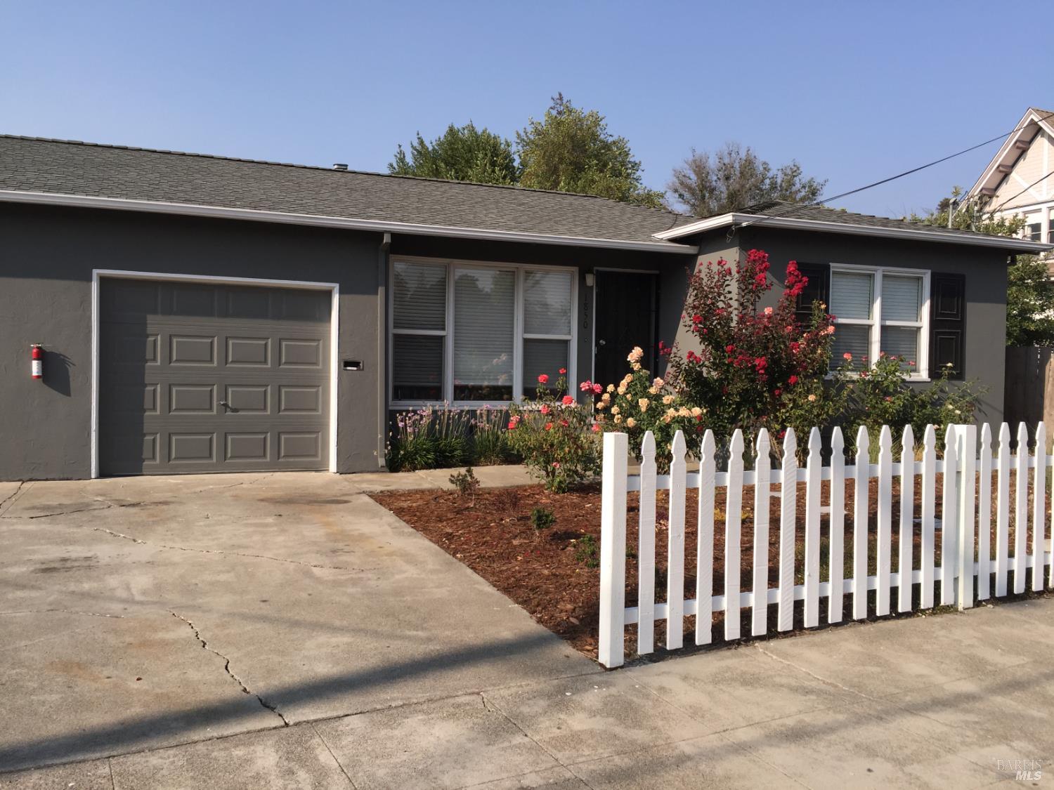 1850-1852 Laurel Street Napa CA 94559