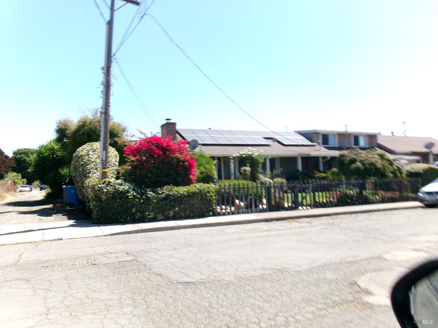 500 Calaveras Street Vallejo CA 94590
