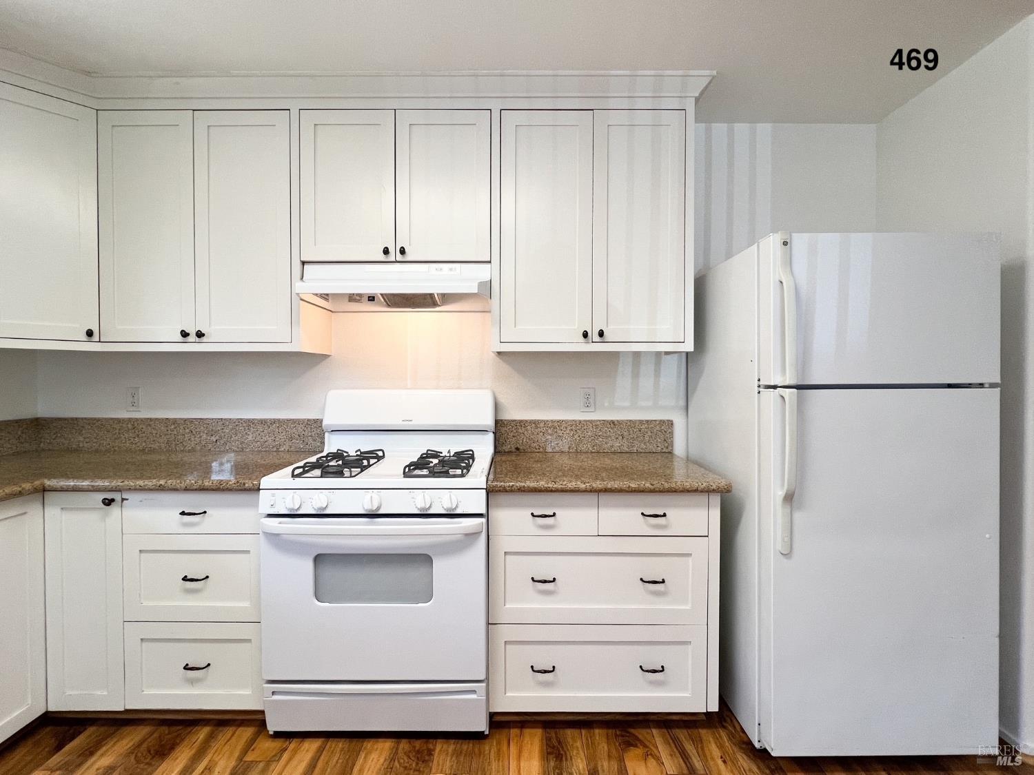 469-471 Newton Way Angwin CA 94508