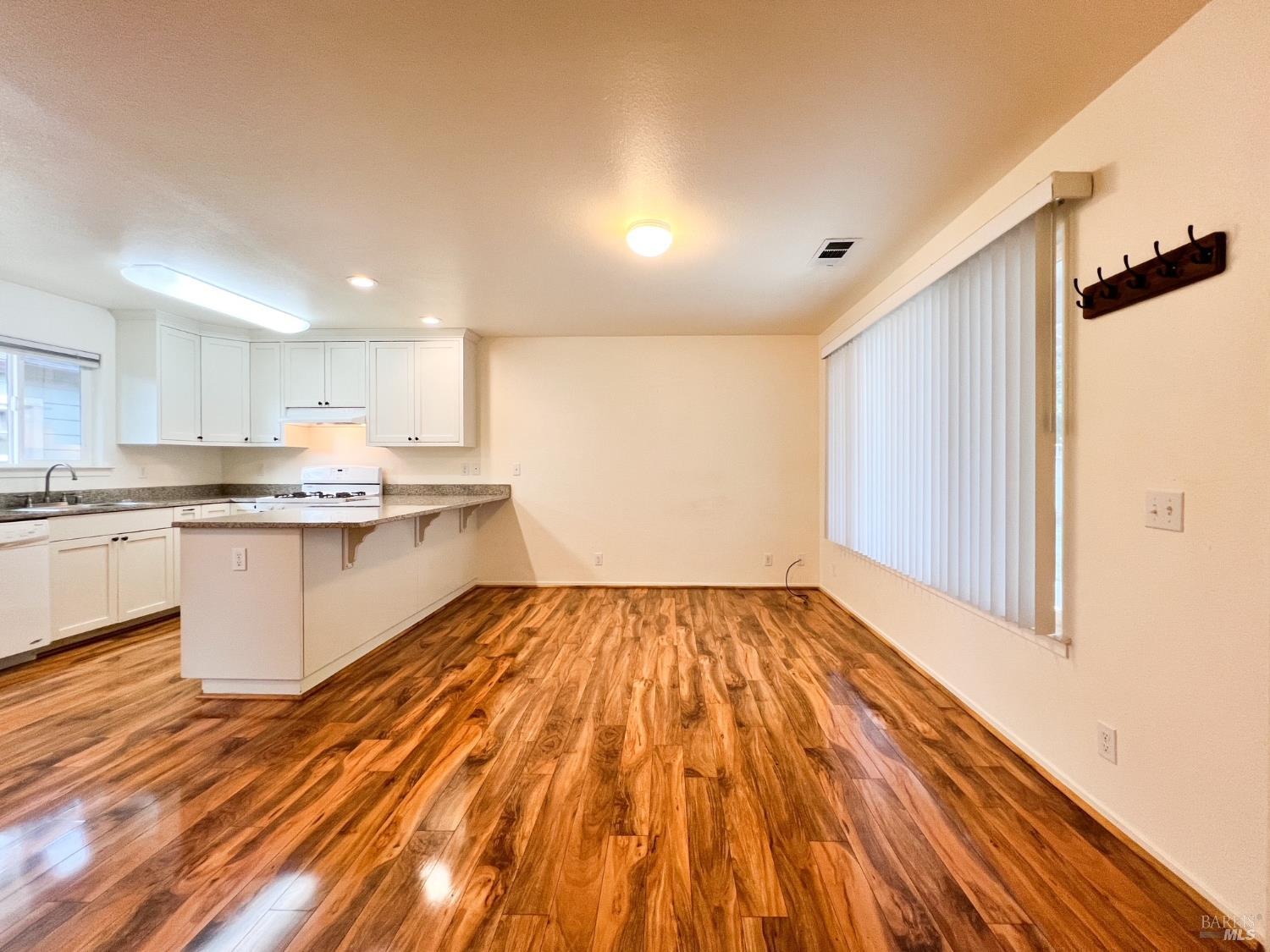 469-471 Newton Way Angwin CA 95408