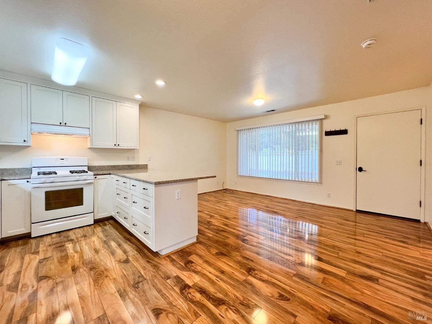 469-471 Newton Way Angwin CA 95408