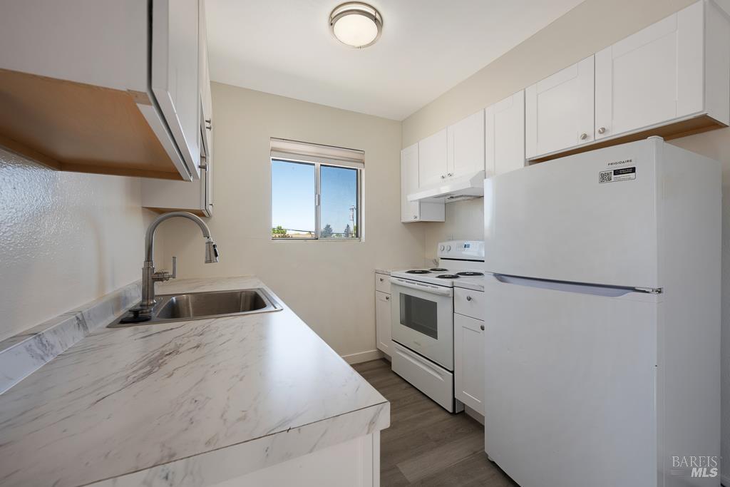 1155-1175 Evans Drive Santa Rosa CA 95405
