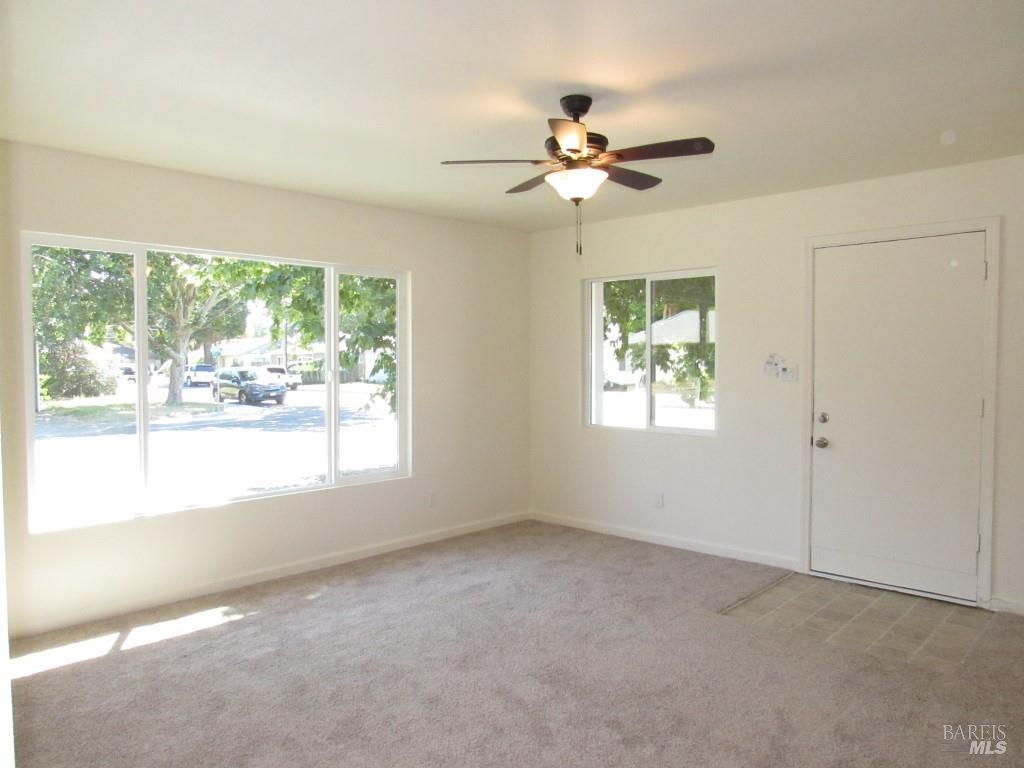 377 Warren Drive Ukiah CA 95482