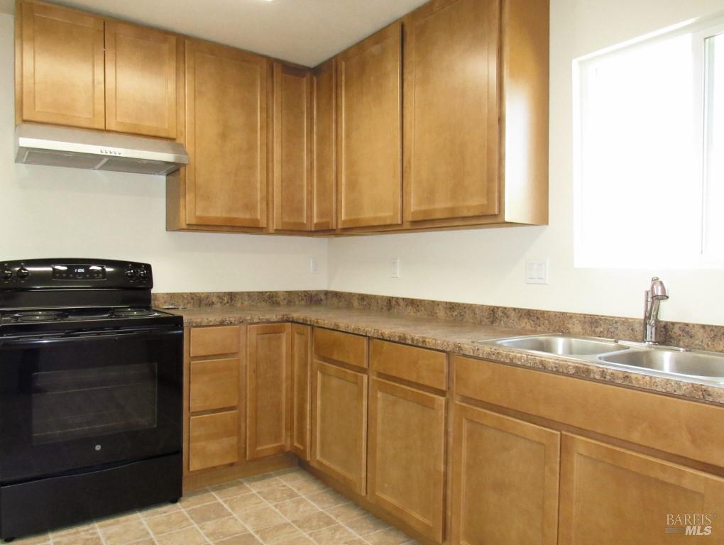 377 Warren Drive Ukiah CA 95482