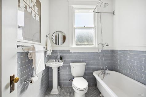 1375 Gossage Avenue Petaluma CA 94952