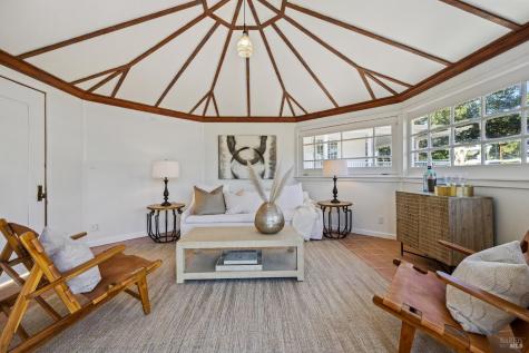 1375 Gossage Avenue Petaluma CA 94952