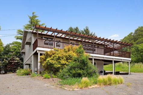 1375 Gossage Avenue Petaluma CA 94952