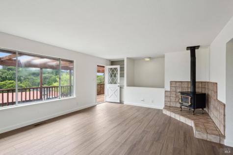 1375 Gossage Avenue Petaluma CA 94952