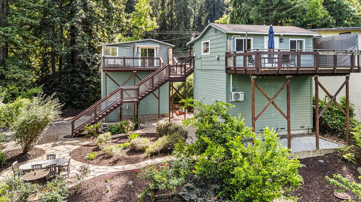9870 River Road Forestville CA 95436