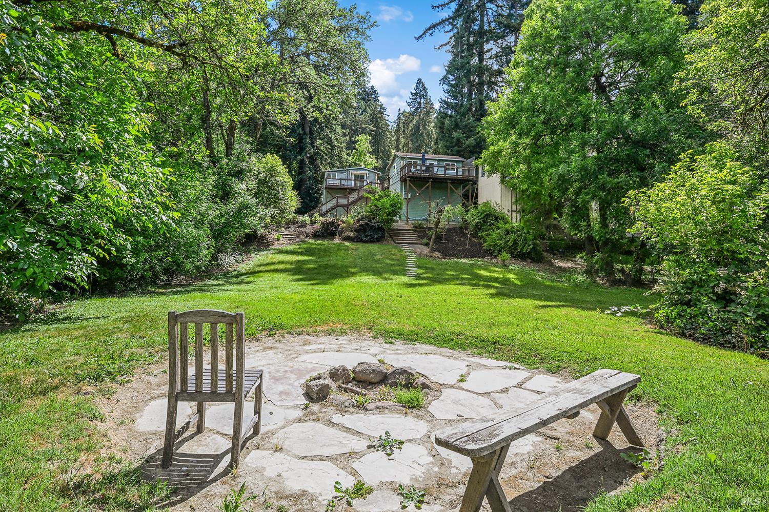 9870 River Road Forestville CA 95436