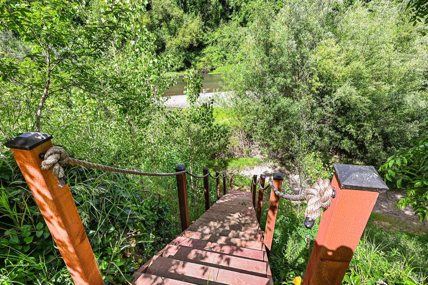 9870 River Road Forestville CA 95436