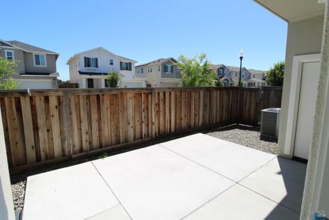 2716 Amora Circle Santa Rosa CA 95407