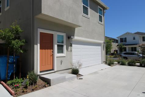 2716 Amora Circle Santa Rosa CA 95407