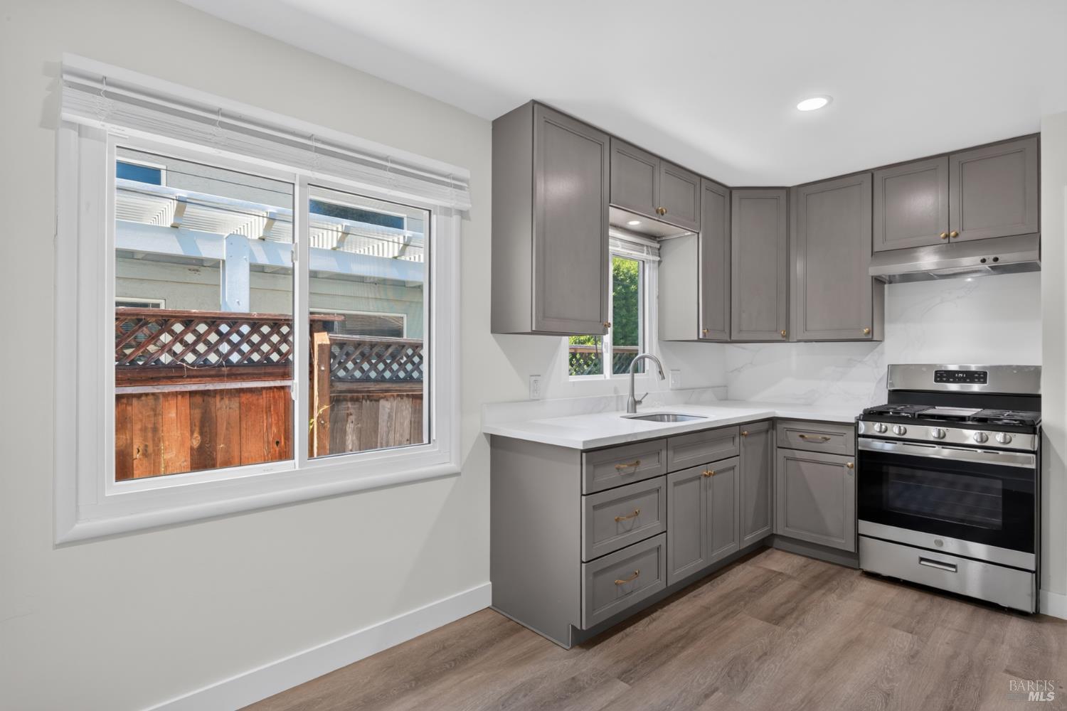 413-423 Webster Street Petaluma CA 94952