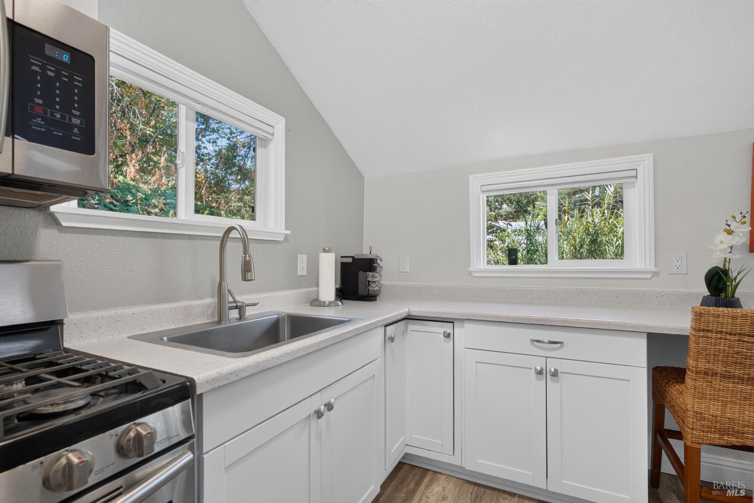 8645 Mirabel Road Forestville CA 95436