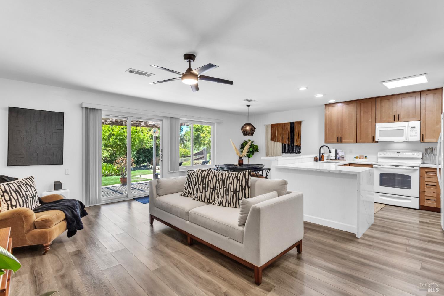 407-413 Rinconada Court Benicia CA 94510