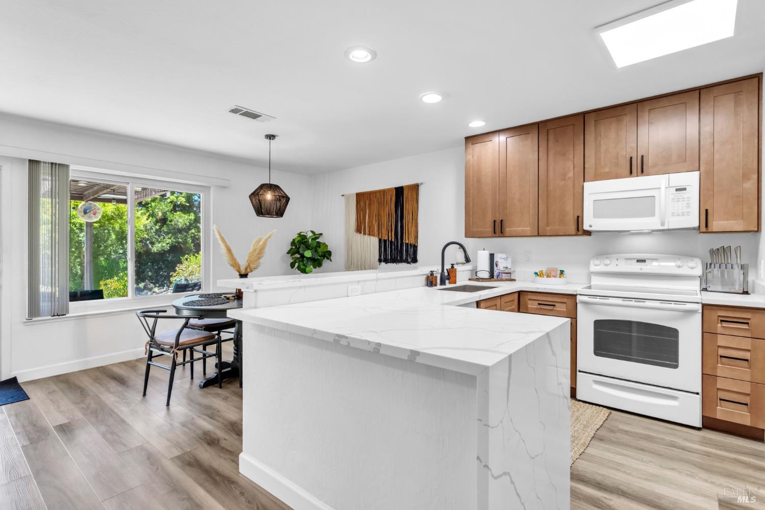 407-413 Rinconada Court Benicia CA 94510