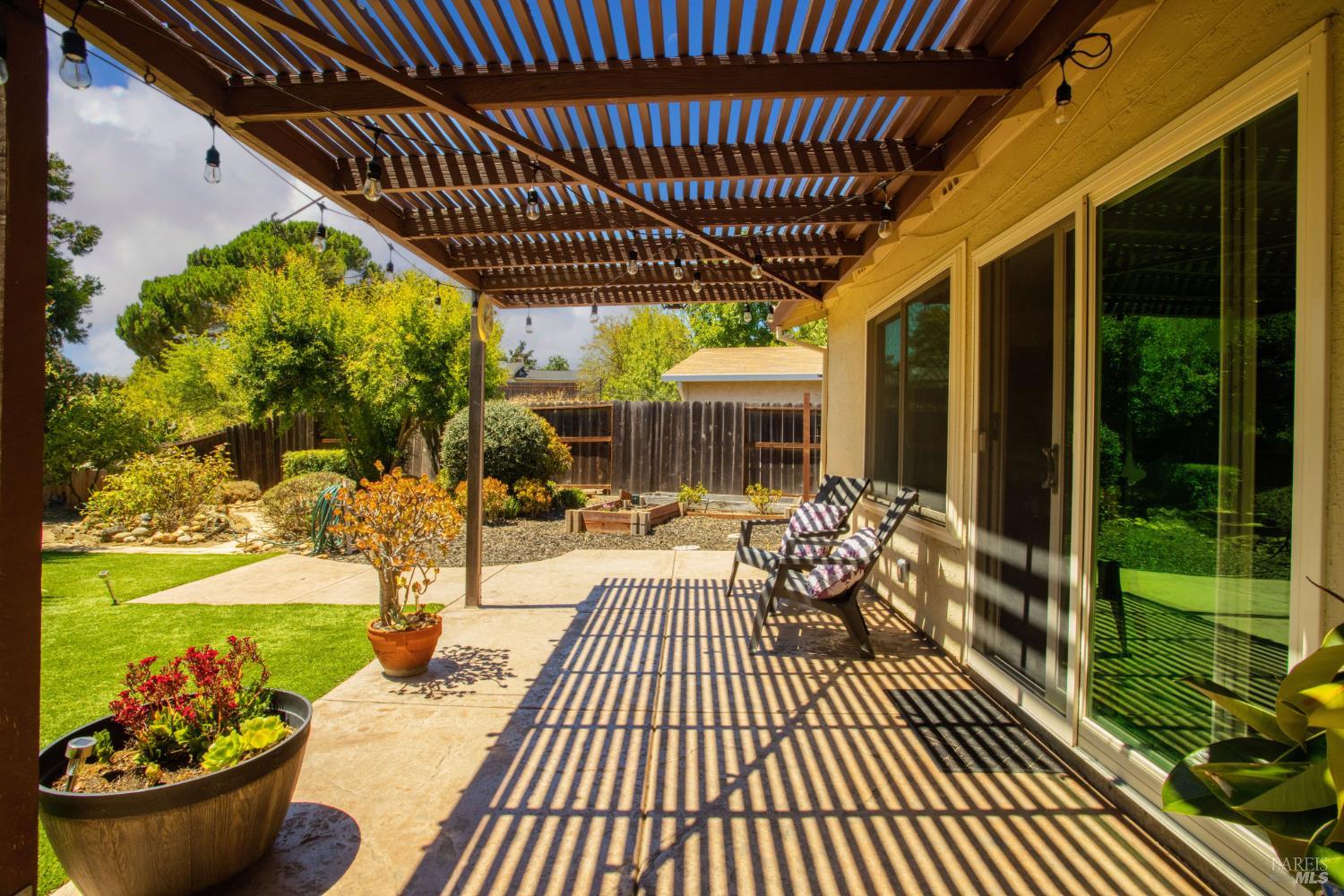 407-413 Rinconada Court Benicia CA 94510
