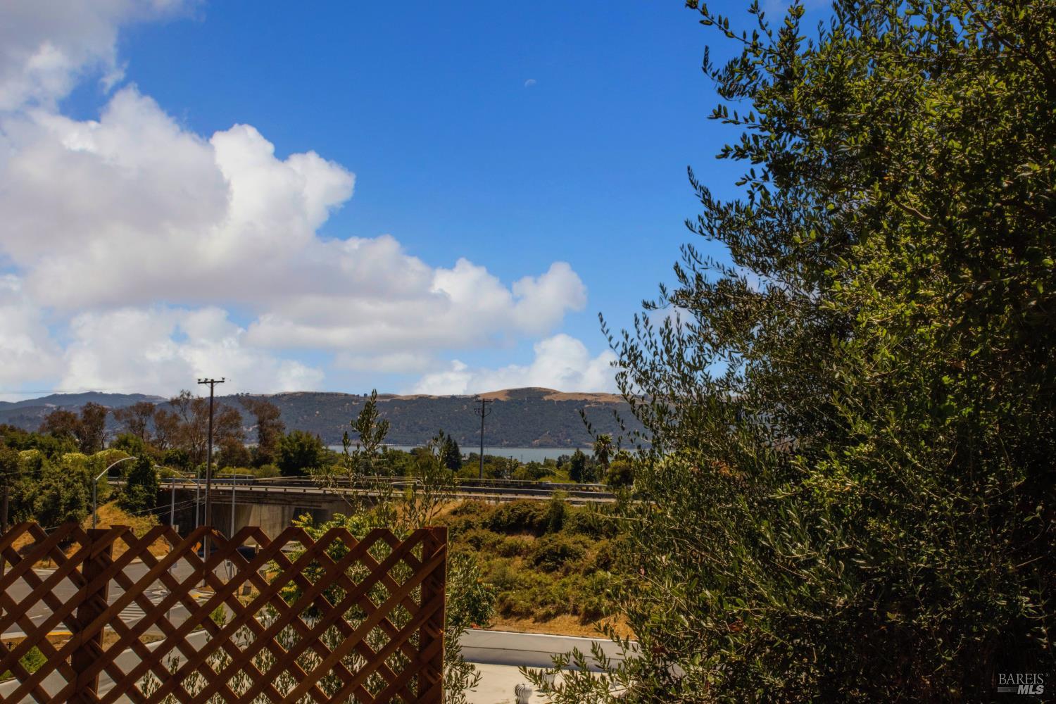 407-413 Rinconada Court Benicia CA 94510