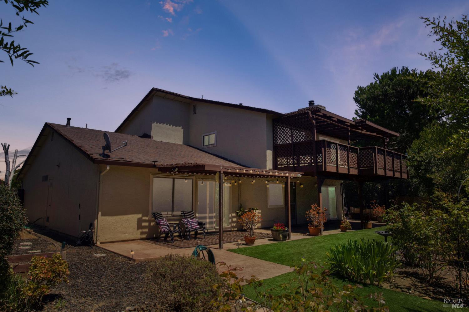 407-413 Rinconada Court Benicia CA 94510