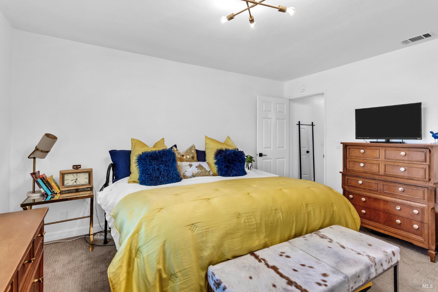 407-413 Rinconada Court Benicia CA 94510