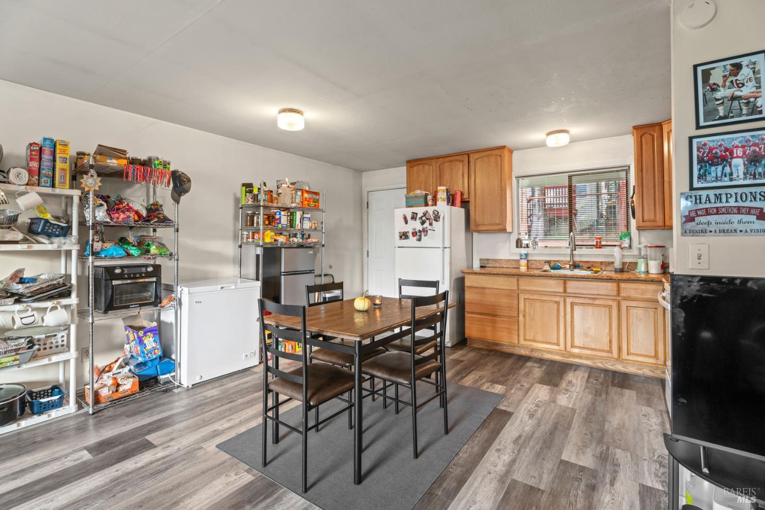 28060 Poppy Drive Willits CA 95490